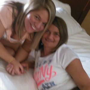 Meet your Posher, Deet